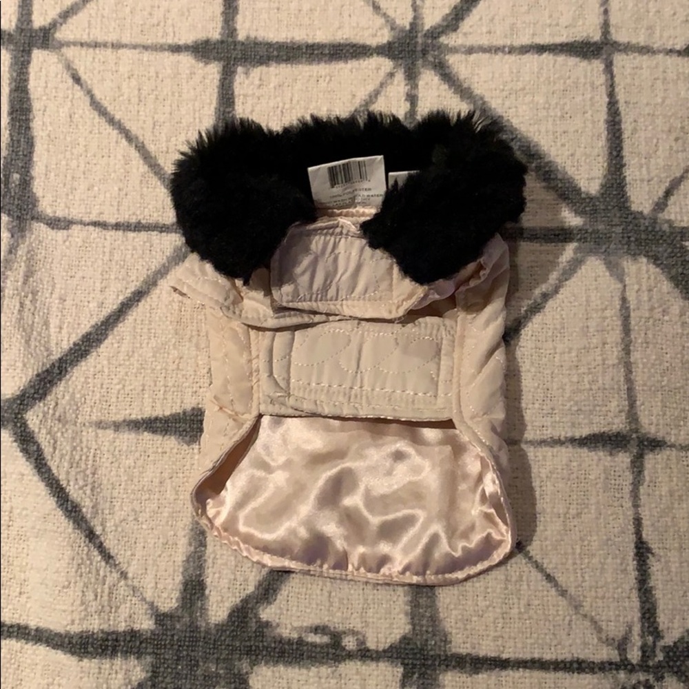 XS dog coat, satin look and fur collar